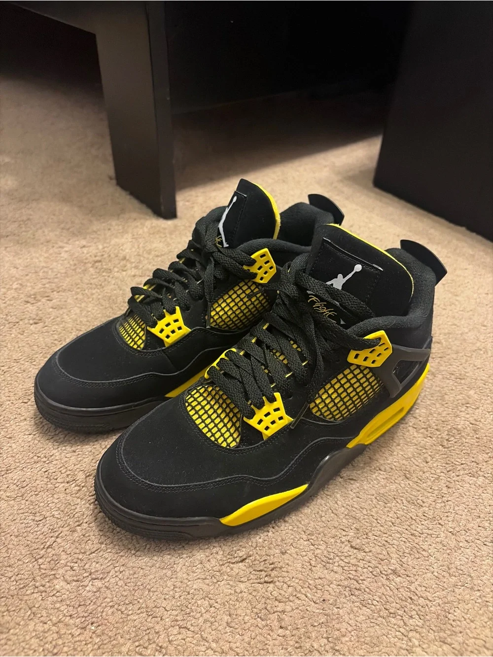Jordan Men’s Black and Yellow Retro Basketball Sneakers